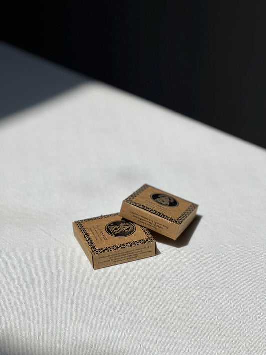 [Incausa] Palo Santo Hand-Pressed Incense Box
