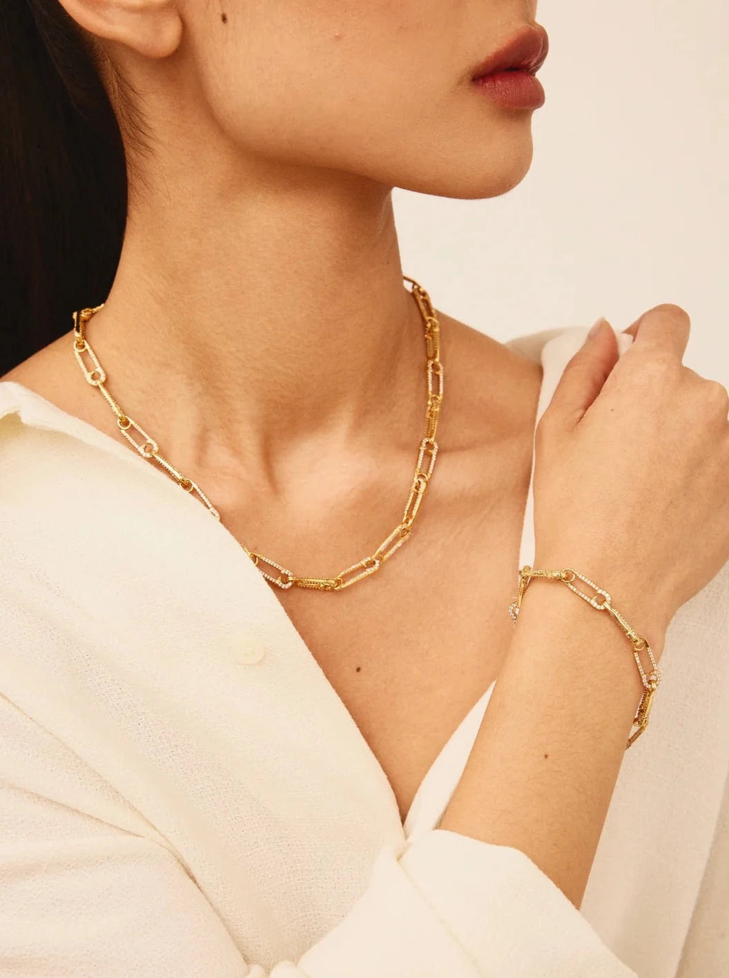 [Crystal Haze] Locked Necklace